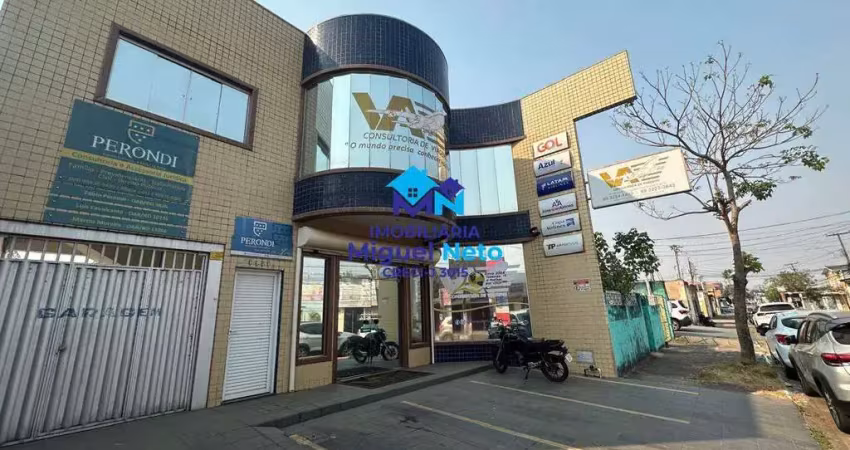 Prédio comercial no centro da cidade