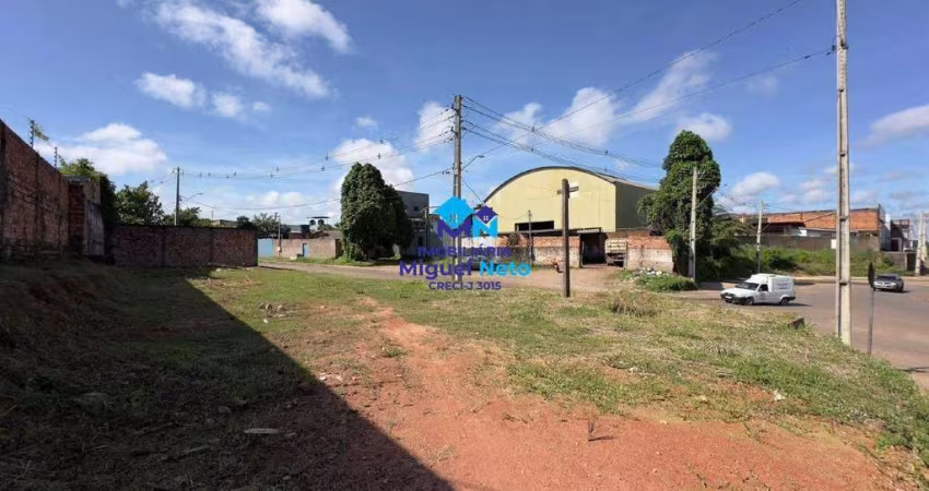 Terreno comercial à venda na Rua da Beira - Localização Estratégica