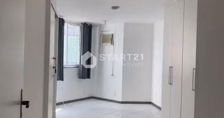 Apartamento dos sonhos a venda com 3 dormitórios sendo 2 suítes, 2 vagas de garagem no bairro aterr