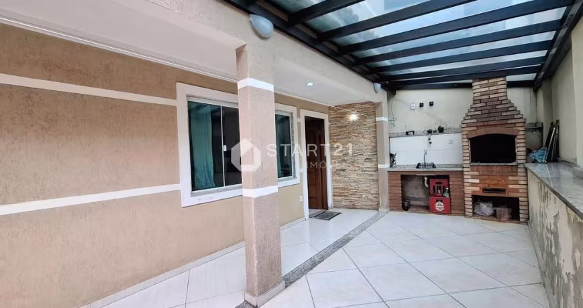 Casa Duplex dos Sonhos no Bairro Ano Bom em Barra Mansa - 3 Quartos, Suíte com Hidromassagem