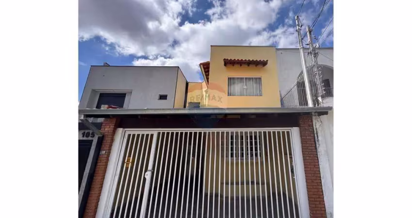 Casa com 3 quartos à venda na Rua Noel Pereira Martins, 58, Vila Bela Vista, Mogi das Cruzes