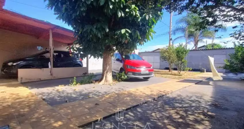 Casa com 4 quartos à venda na Rua Valdomiro Iacino, 157, Setor Centro Oeste, Goiânia