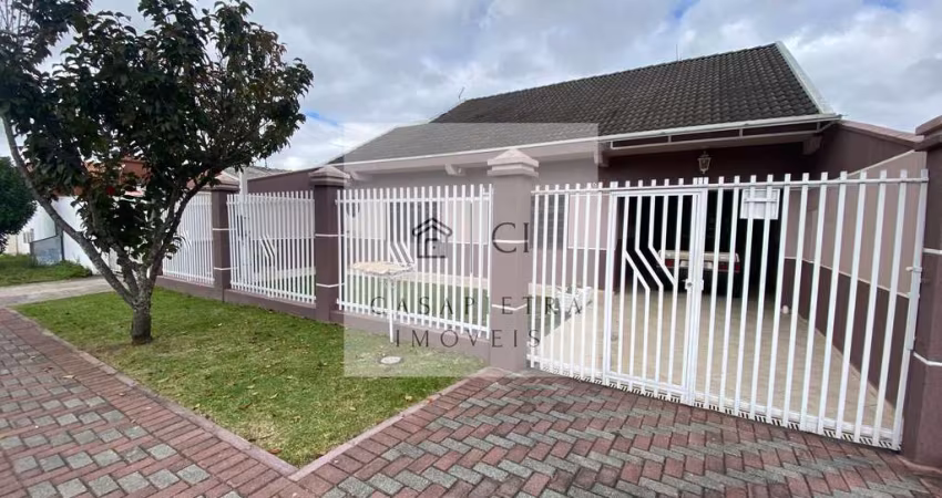 Casa Térrea 3 quartos no Cajuru com amplo terreno e edícula.