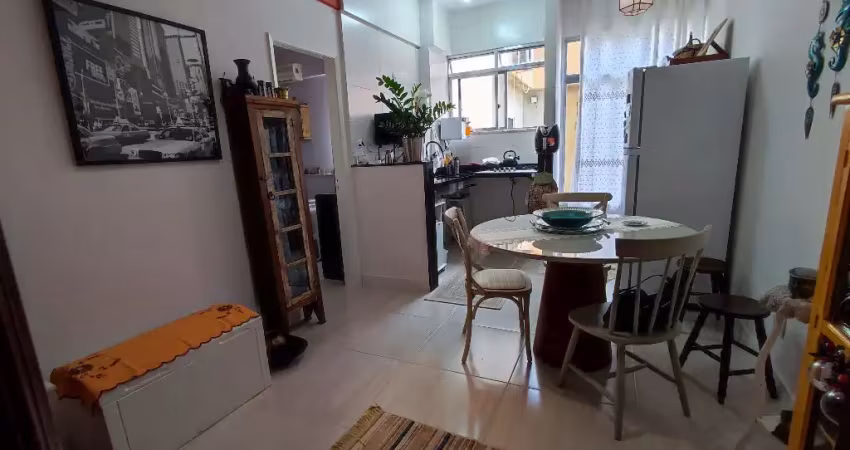 Apartamento a venda todo reformado, 1 quarto, 44 m2, tijuca