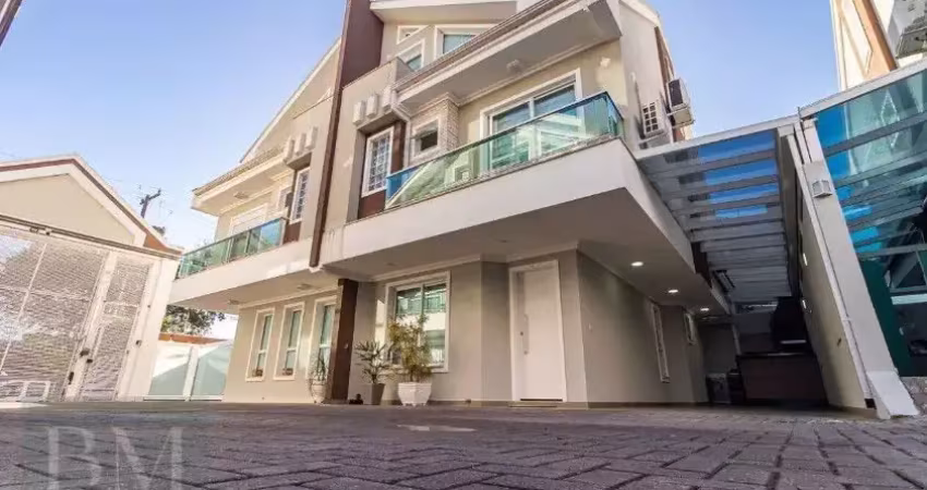 Sobrado com 3 dormitórios/1 suíte à venda, 140 m² por r$ 1.100.000 - xaxim - curitiba/pr