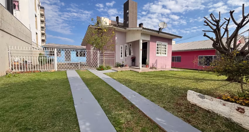 Terreno com 3 casas em alvenaria no bairro esplanada - chapecó - sc