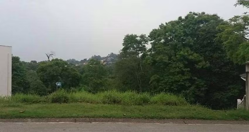 Terreno à venda na Alameda Turmalina, 204, Golf Gardens, Carapicuíba
