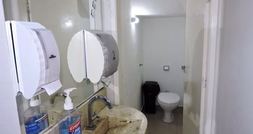 Casa comercial com 6 salas à venda na Rua Ametista, 18, Jardim Nomura, Cotia