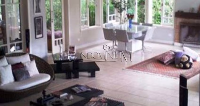 CASA COM 4 DORMITÓRIOS À VENDA, 620 M² POR R$ 1.250.000 - ALTOS DE SÃO FERNANDO - JANDIRA/SP