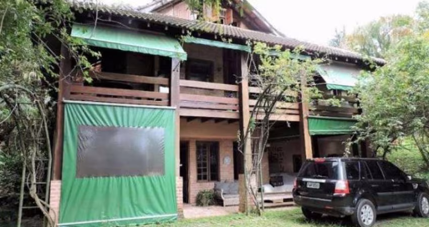 CASA COM 3 DORMITÓRIOS À VENDA, 363 M² POR R$ 1.850.000 - CHÁCARA SANTA LÚCIA DOS YPES - CARAPICUÍBA/SP