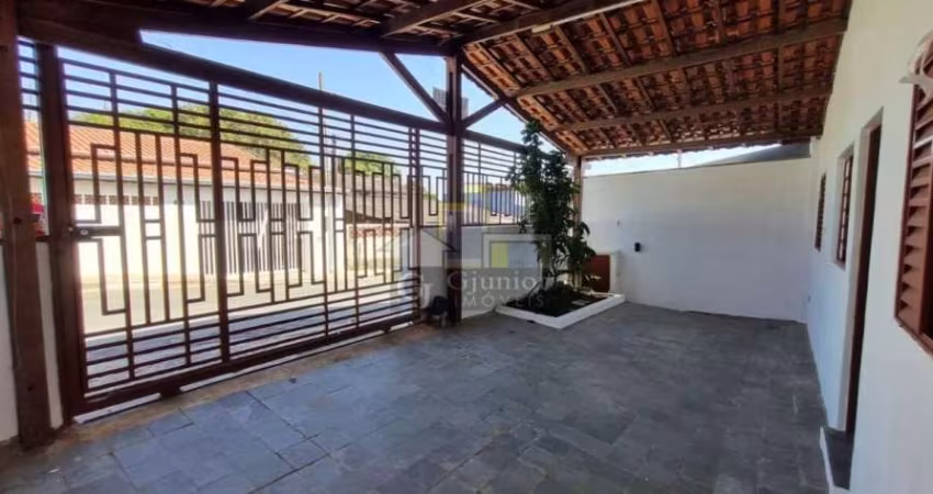 VENDA: Casa com 3 Dormitórios (sendo 1 suíte) + Garagem, Vila Castelo Branco, Campinas (SP) - CA1391