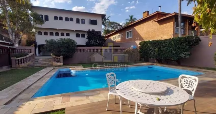 Casa com 4 Dormitórios e 6 Vagas de Garagem, Taquaral, Campinas (SP) - CA828