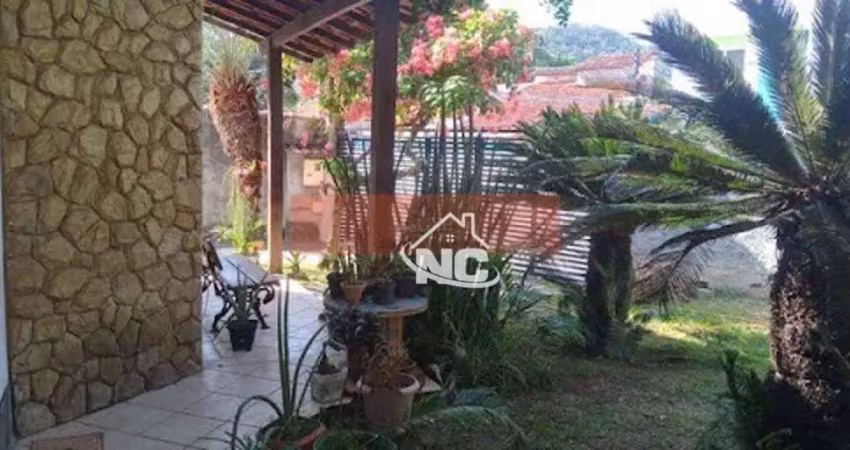Casa com 5 quartos à venda, 360 m² por r$ 1.000.000 - itaipu - niterói/rj