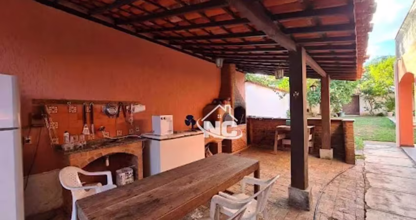 Casa com 3 quartos à venda, 400 m² por r$ 1.350.000 - itaipu - niterói/rj