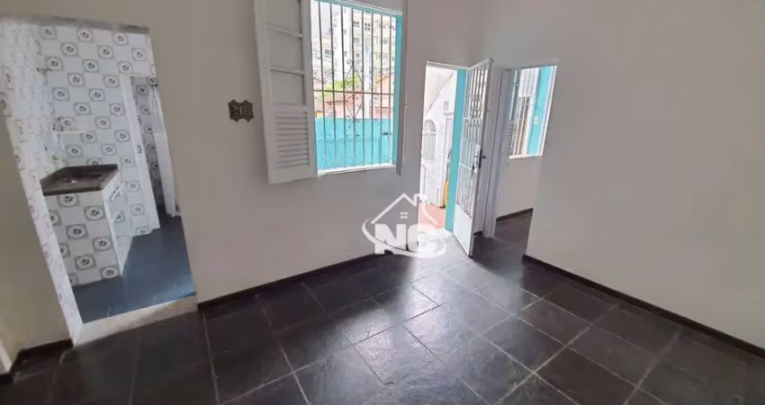 Casa com 4 quartos à venda, 300 m² por r$ 890.000 - santa rosa - niterói/rj