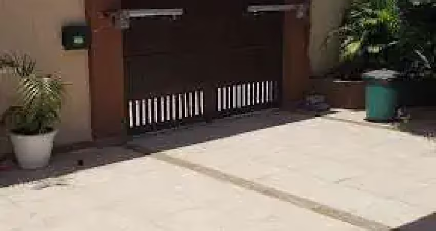 Casa com 3 quartos à venda, 180 m² por r$ 880.000 - itaipu - niterói/rj