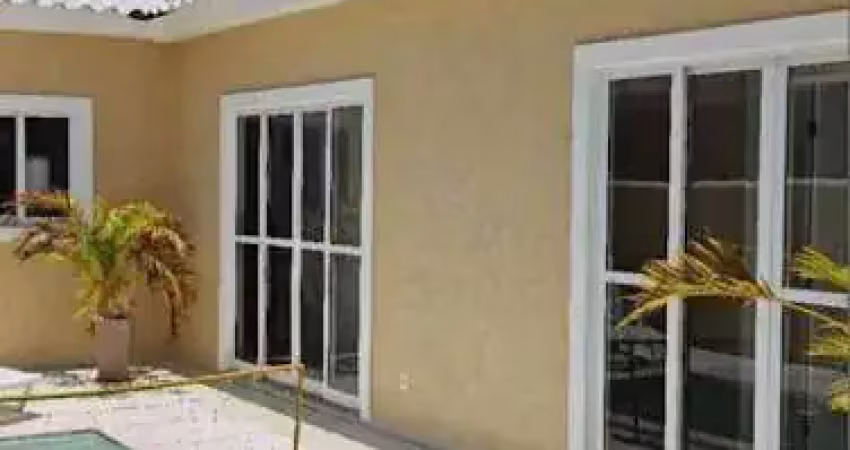 Casa em maricá com 3 quartos à venda, 300 m² por r$ 950.000 - cajueiros (itaipuaçu) - maricá/rj