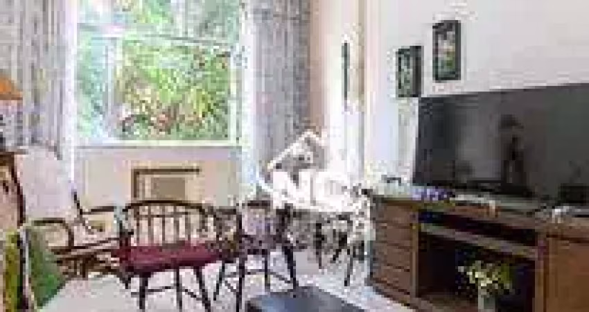 Apartamento à venda com 118m², 2 quartos e 1 vaga no fonseca
