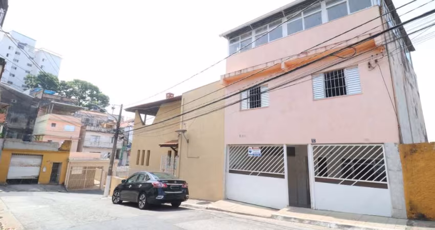Sobrado para venda e locação com 3 quartos, sendo 1 suíte, 132m²