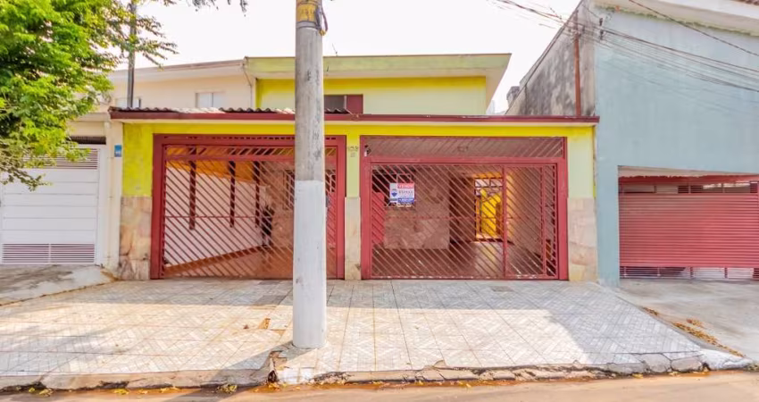 Casa tipo para venda com 3 quartos, sendo 1 suíte, 163m²