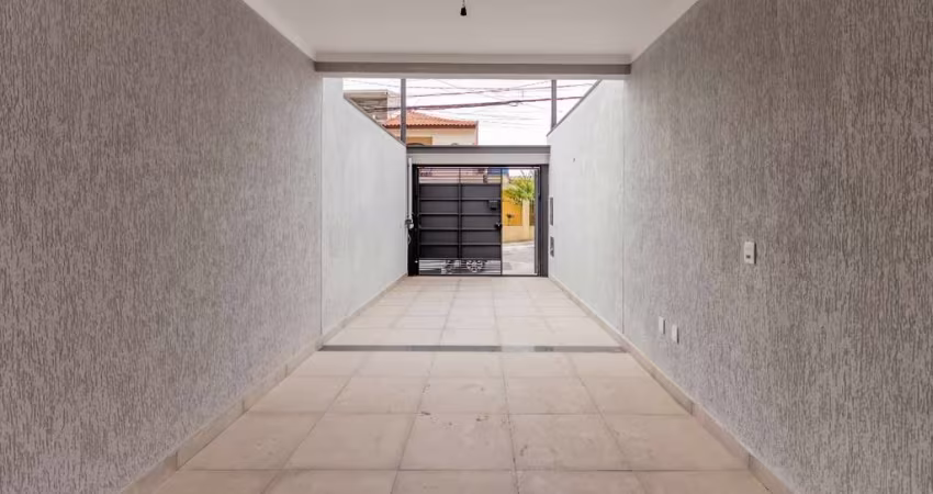 Sobrado para venda com 3 quartos, sendo 1 suíte, 135m²