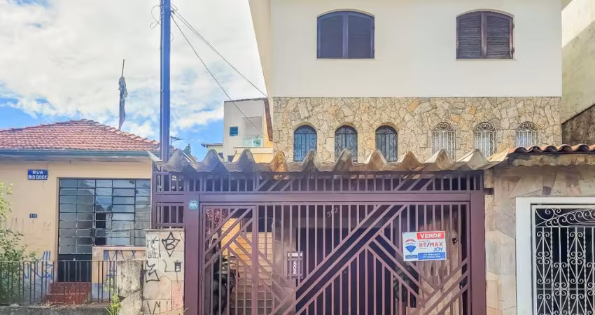 Sobrado para venda com 3 quartos, sendo 1 suíte, 170m²