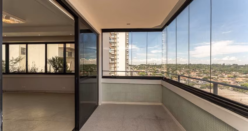 Apartamento tipo para venda com 3 quartos, sendo 1 suíte, 180m²