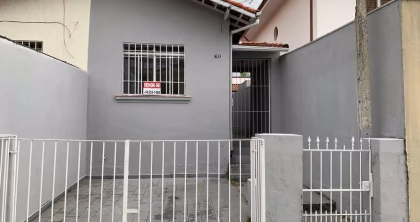 Casa tipo para venda com 1 quarto, 100m²