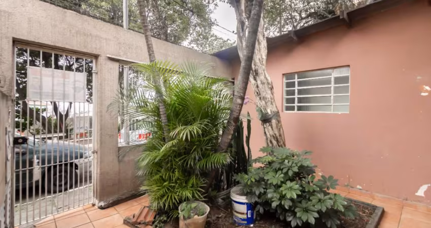 Casa tipo para venda com 2 quartos, sendo 1 suíte, 56m²
