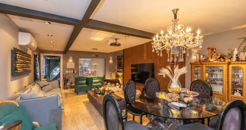 Casa de vila para venda com 3 quartos, sendo 3 suítes, 200m²