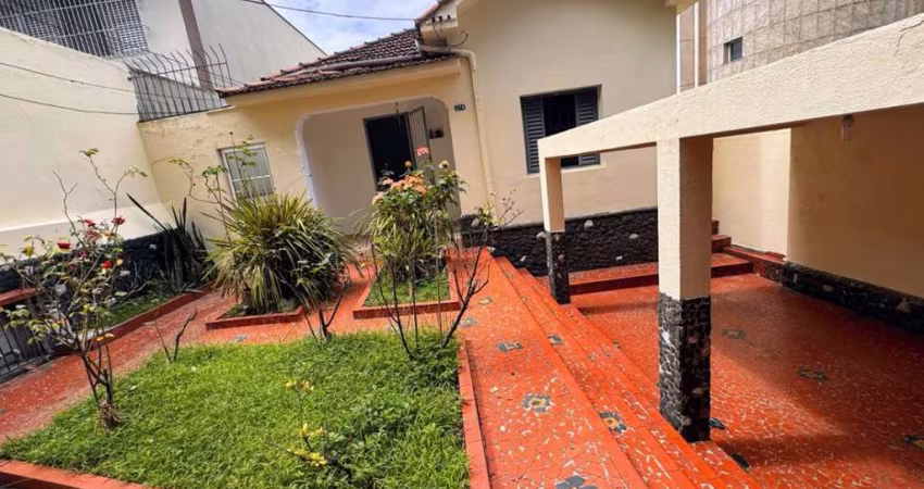 Casa tipo para venda com 3 quartos, 120m²