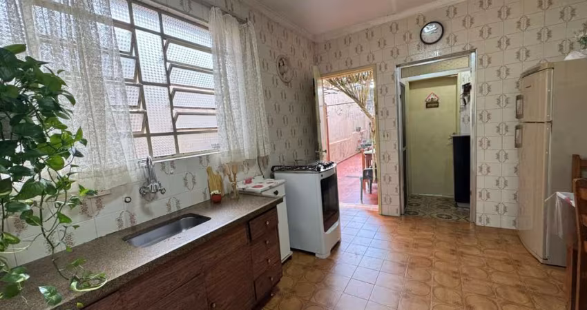 Casa tipo para venda com 2 quartos, 92m²