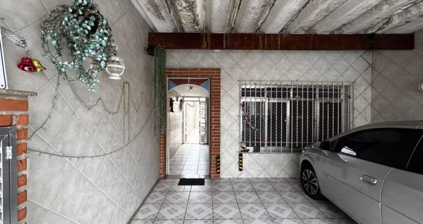 Sobrado para venda com 4 quartos, sendo 1 suíte, 120m²