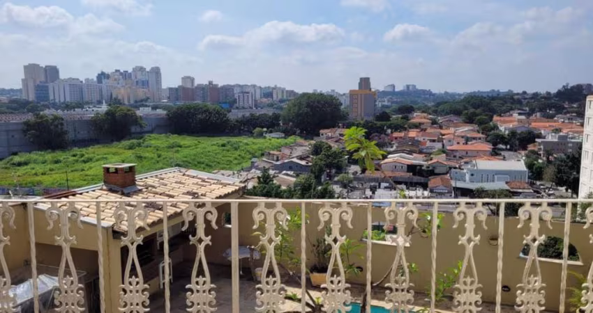Sobrado para venda com 4 quartos, sendo 2 suítes, 506m²