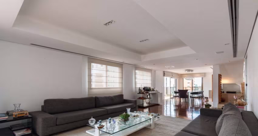 Cobertura para venda com 3 quartos, sendo 3 suítes, 389m²