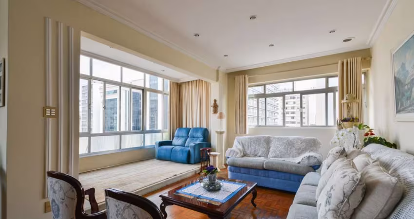 Apartamento tipo para venda com 3 quartos, 145m²