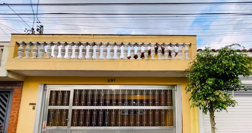 Sobrado para venda com 3 quartos, sendo 1 suíte, 160m²
