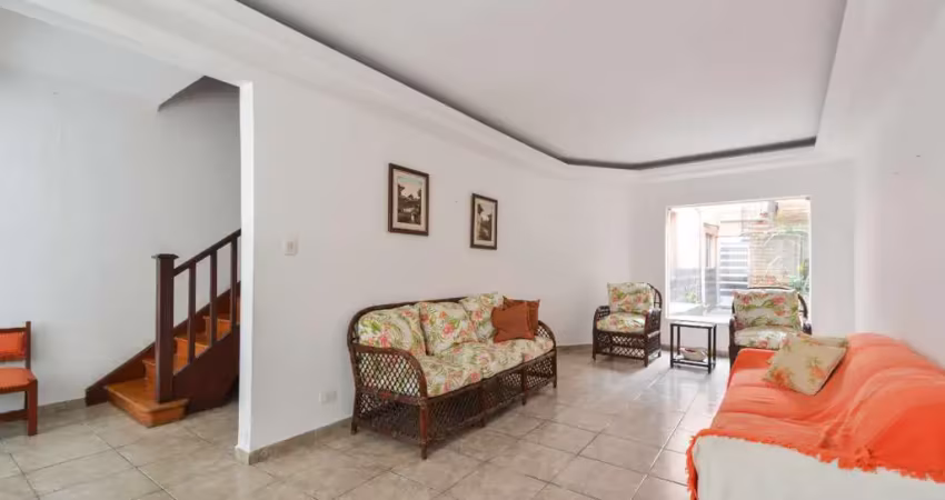 Casa de vila para venda em cambuci com 6 quartos, sendo 3 suítes, 120m²
