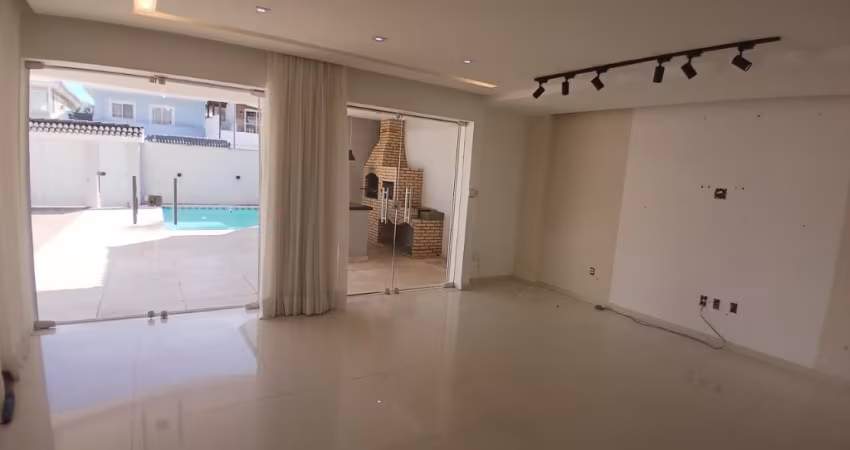 Linda Residencia próx a Av das Americas
