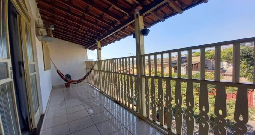 Casa com 3 quartos à venda na Saudade, Belo Horizonte 
