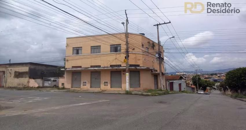 Prédio à venda no João Pinheiro, Belo Horizonte 