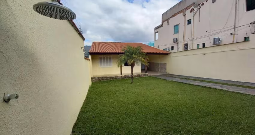 Casa com 3 quartos à venda no Pompéia, Belo Horizonte 