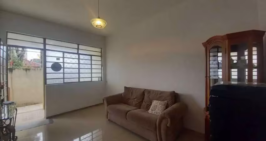 Casa com 6 quartos à venda na Esplanada, Belo Horizonte 