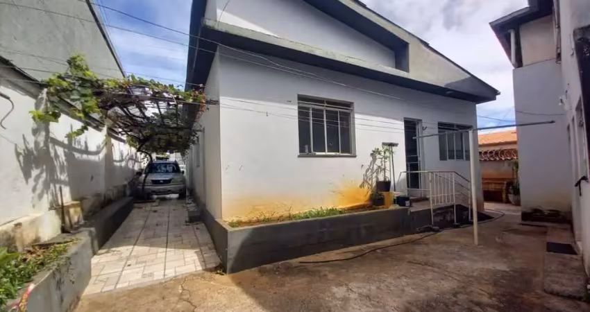 Casa com 4 quartos à venda na Santa Inês, Belo Horizonte 