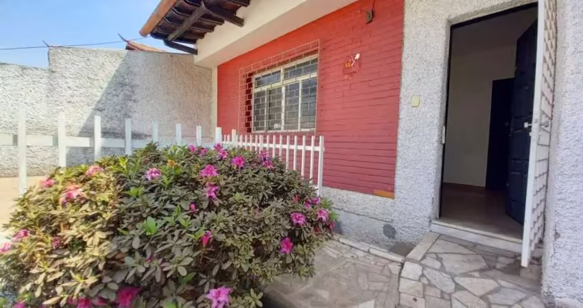 Casa com 3 quartos à venda na Sagrada Família, Belo Horizonte 