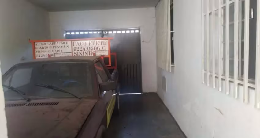 Casa Meio lote Esplanada
