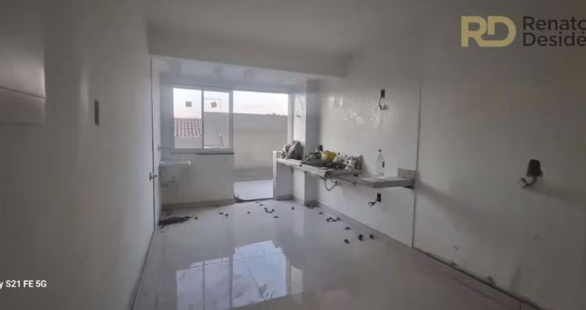 Apto área privativa com 2 quartos sendo 1 suíte com 1 vaga de garagem