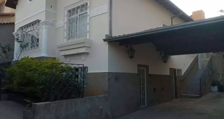 Casa à venda em santa efigênia, belo horizonte (mg) – 235 m² de área interna, 560 m² de terreno, 3 quartos