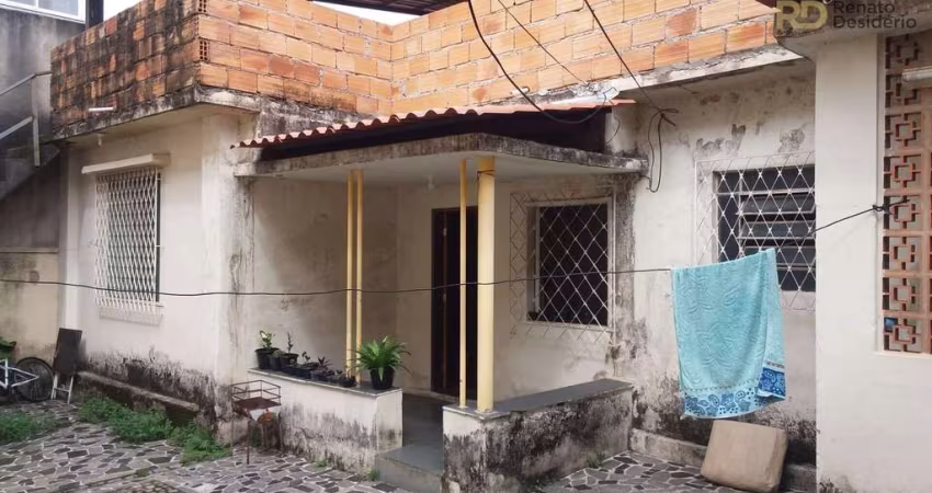 Casa e Barracão entrada independente com 360m²
