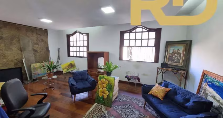 Casa com 4 quartos, piscina e área de lazer a venda no bairro sagrada família
